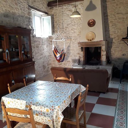 Vila Poesia D'Abruzzo Caramanico Terme Exteriér fotografie